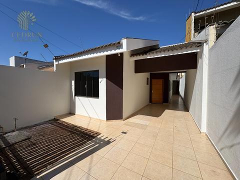 Casa para locação no Jd. Monte Rei em Maringá/PR com 99,87m² de construção e 3 quartos